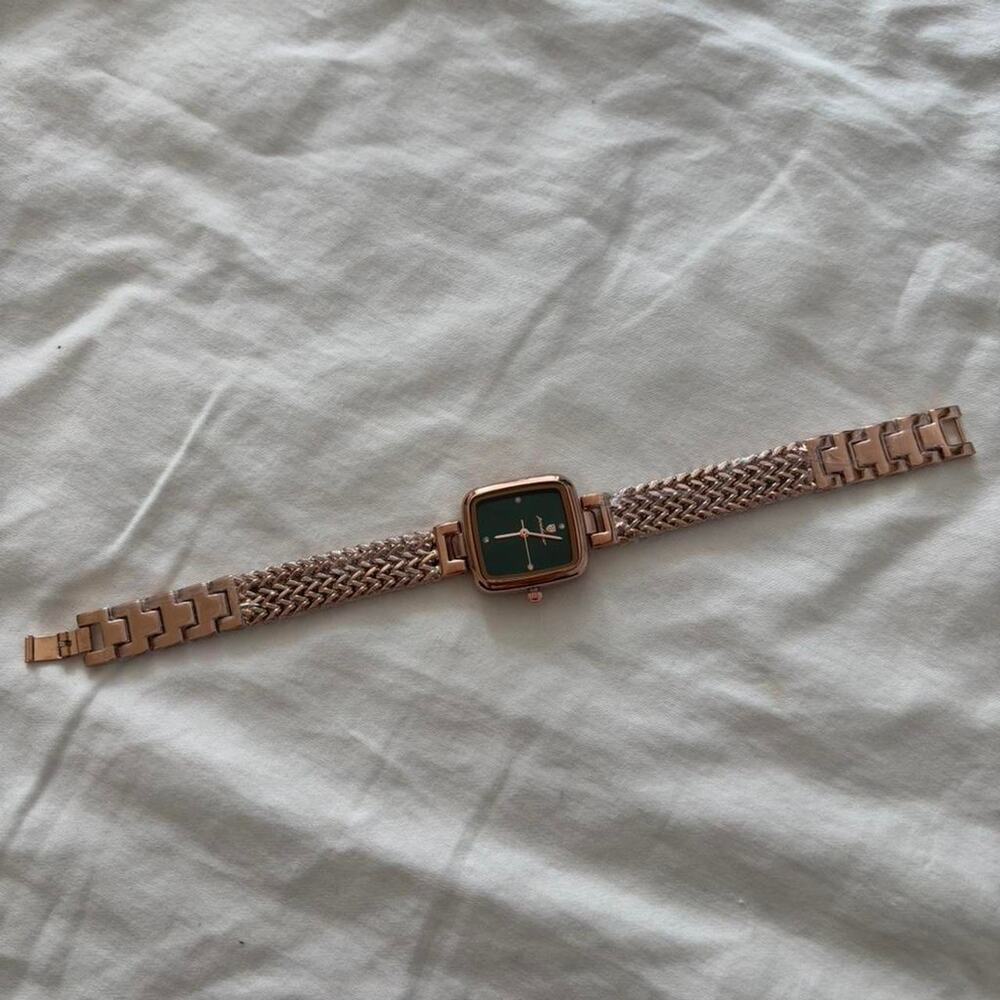 Women’s Rose Gold Square Watch Green Dial Luxury Mesh Band Elegant Waterproof - Picture 1 of 3